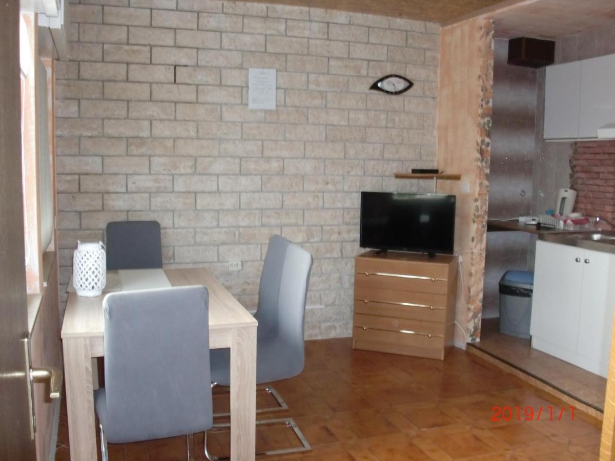 Villa Elit Dugi Rat Exterior foto